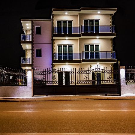 Apartments Krstovic Sutomore Exterior photo