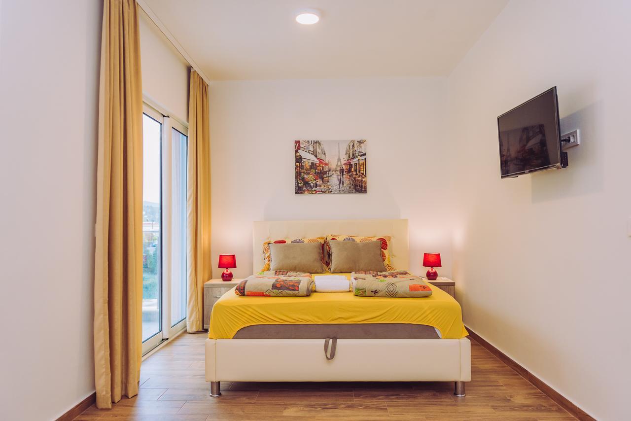 Apartments Krstovic Sutomore Exterior photo