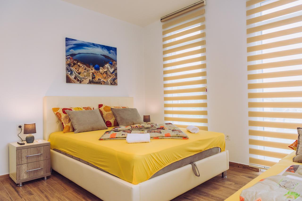 Apartments Krstovic Sutomore Exterior photo
